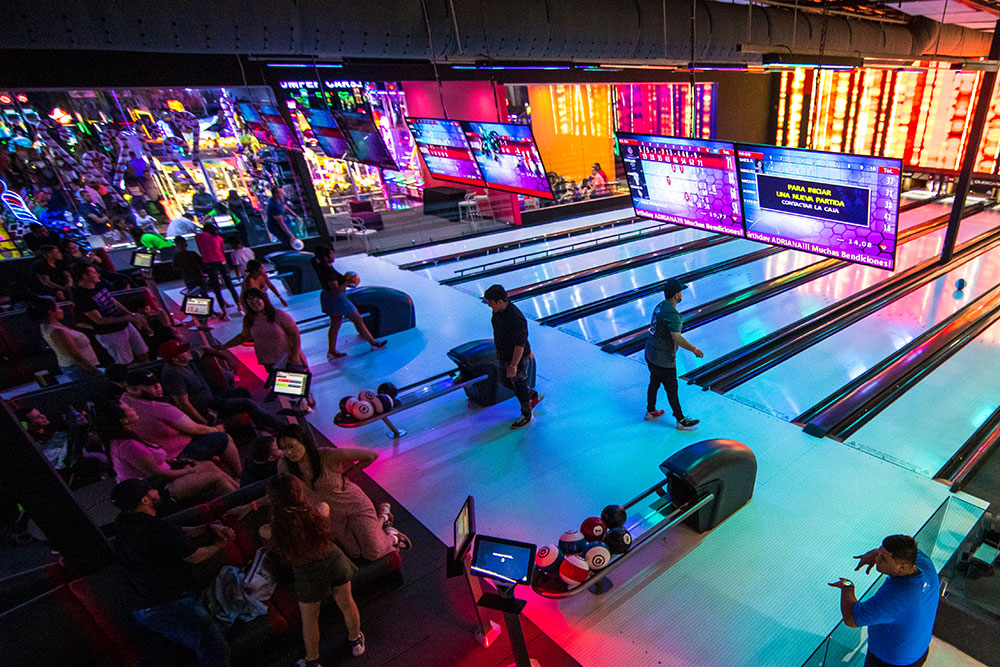 Full size Bowling Alley